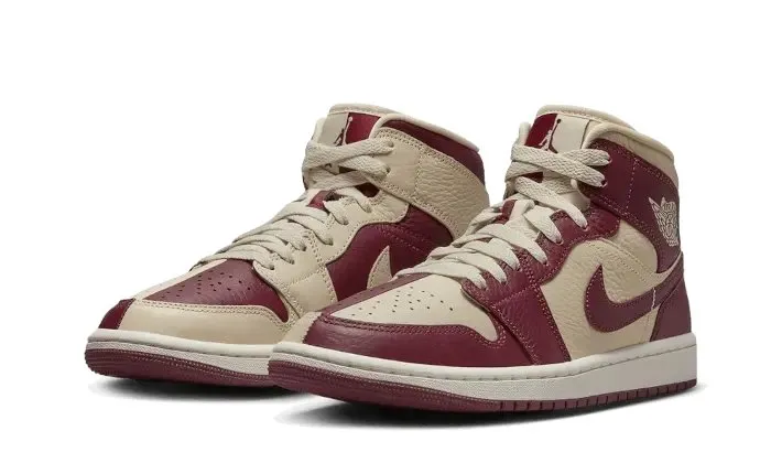 Air Jordan 1 Mid Split Beach Cherrywood Red